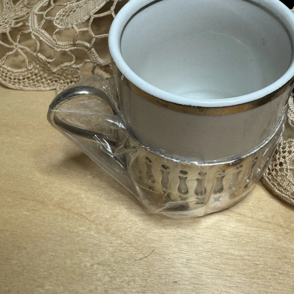 NIB Vera Cruz porcelain espresso cups w/silver trim & silver plate holders